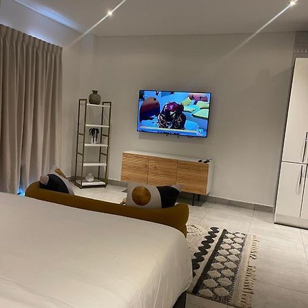 The City Landing Apartments At The Signature 아크라 외부 사진
